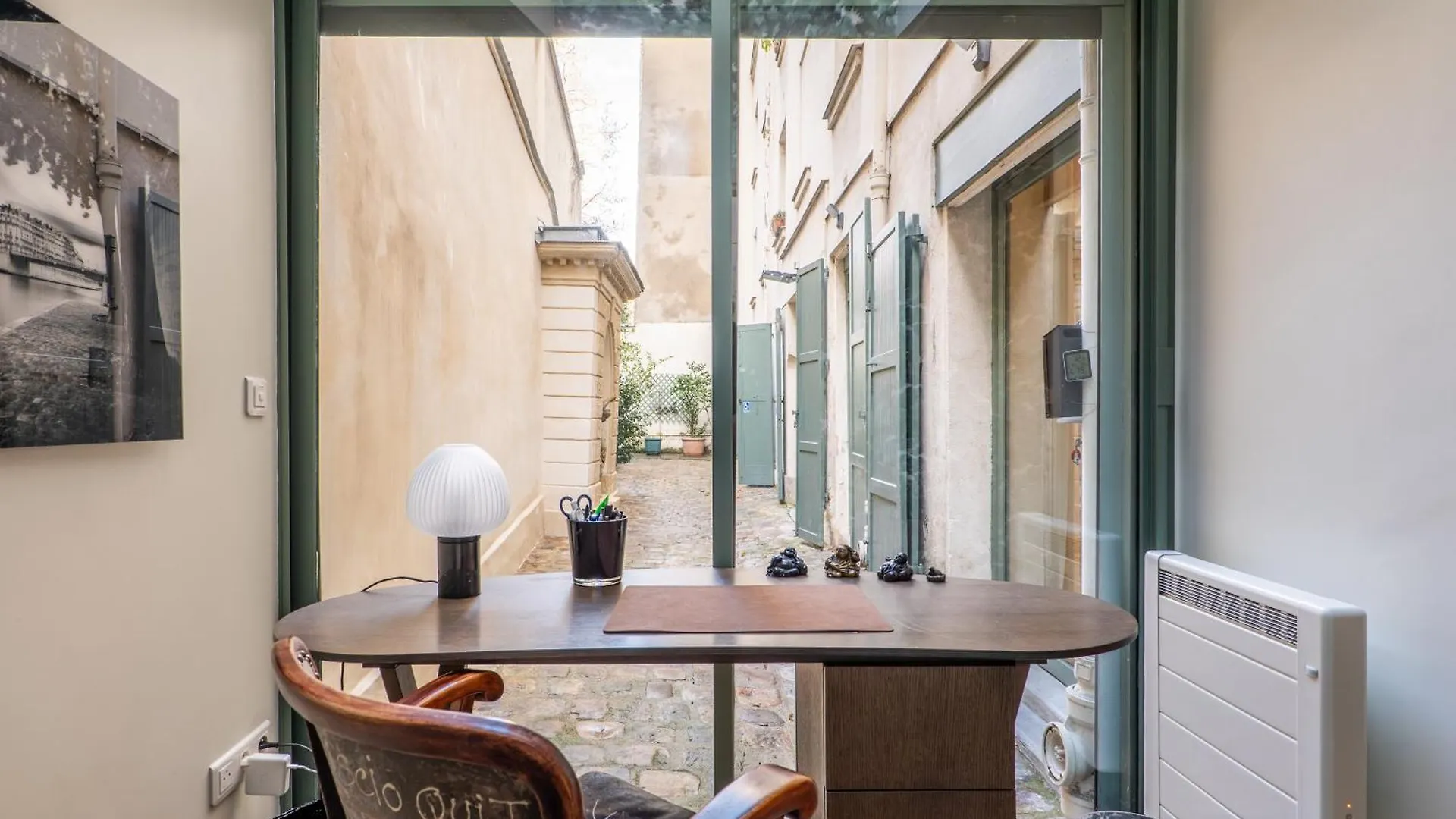 Veeve - A Story In Stone Appartement